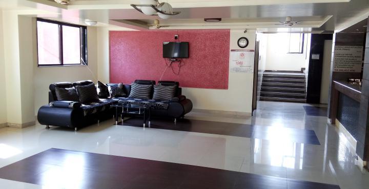Hotel Parth Executive Lātūr Extérieur photo